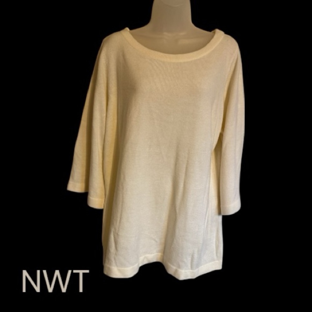 NWT  3/4 Flared Sleeve   Cream Crew Neck Sweater    PLUS: 18/20     #T